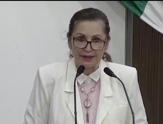 (ISABEL AMPUDIA)