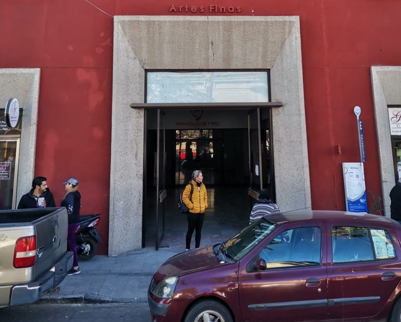 Bonifacio Herrera Rivera, refirió que el hecho de que las seis direcciones que lo conforman estén en un mismo edificio, facilitará el trabajo del instituto. (EL SIGLO DE DURANGO)