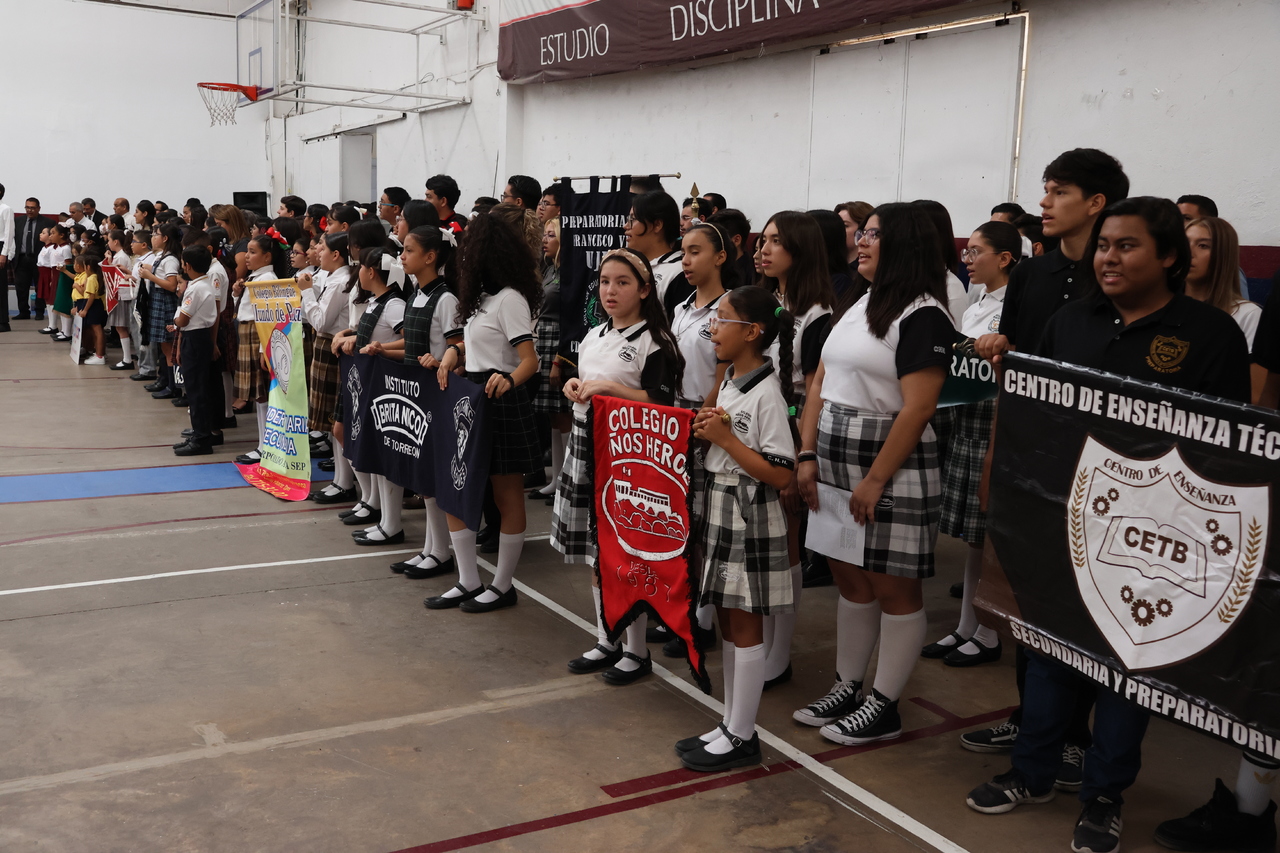 Inauguraron el ciclo escolar 2023-2024 más de 100 escuelas particulares de La Laguna. (FERNANDO COMPEÁN / EL SIGLO DE TORREÓN)