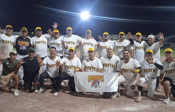 Piratas se quedan con el campeonato de la Liga de Softbol del Club San Isidro