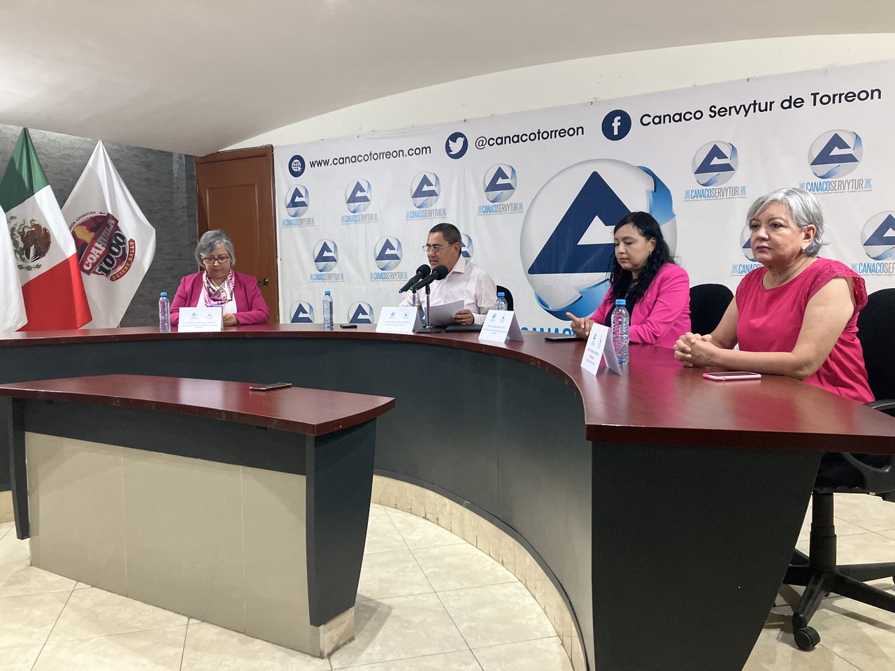 Duplican meta, por lo que campaña de prevención del cáncer en comercios será permanente en Torreón.