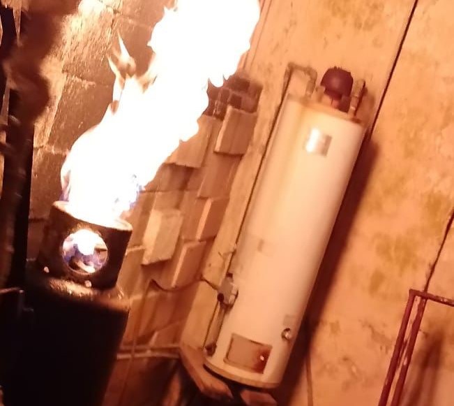 Incendio de tanque de gas en la colonia Ampliación los Ángeles en Torreón. (EL SIGLO DE TORREÓN)