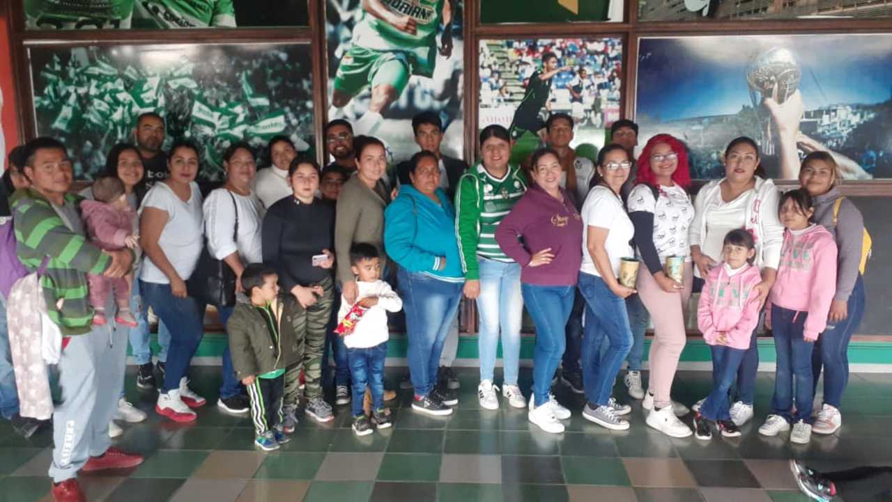 Alumnos de preparatoria abierta de Madero cumplen sueño de conocer el TSM