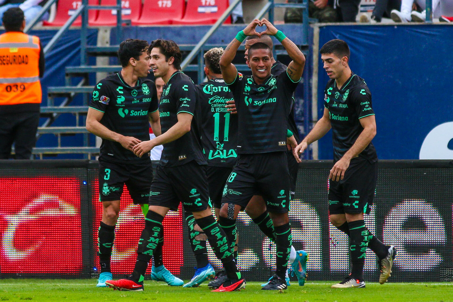 Santos Laguna triunfa en San Luis y se clasifica al Play In