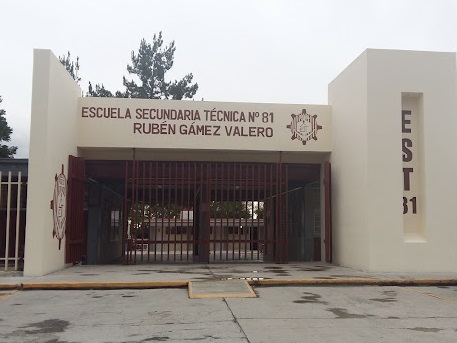 La Secretaría de Educación de Coahuila informó que la persona no tiene relación alguna con la institución.