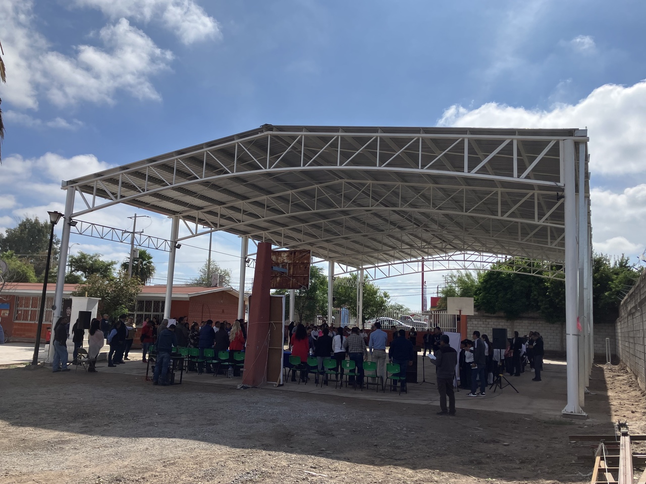 Se han atendido unos 45 planteles educativos en San Pedro.