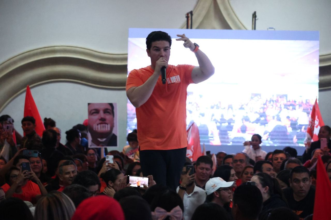 Samuel García y Mariana Rodríguez se reunieron con militantes y simpatizantes de Movimiento Ciudadano en Gómez Palacio. (VAYRON INFANTE / EL SIGLO DE TORREÓN)