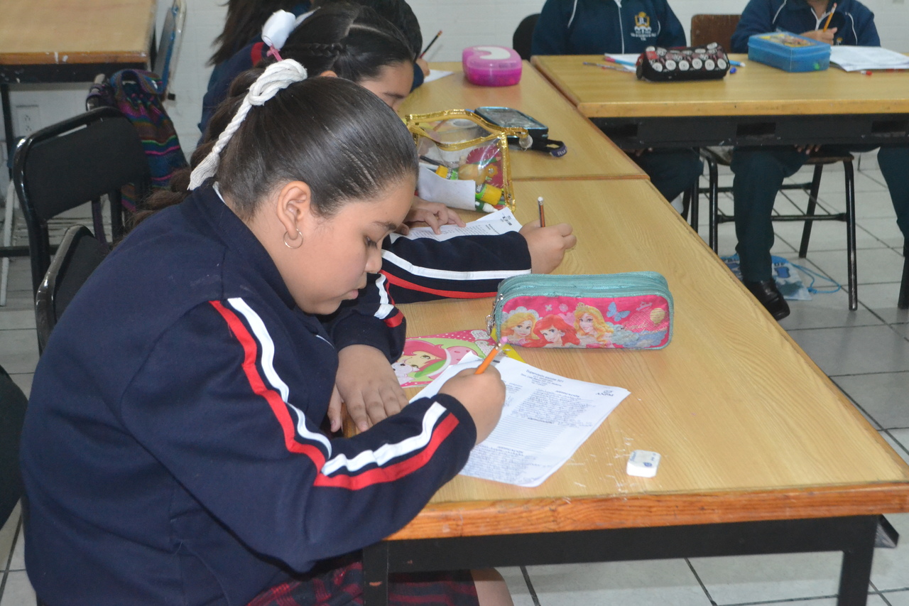 Ayer la Secretaría de Educación de Coahuila negó dificultades en el primer periodo de evaluación del presente ciclo escolar. (EL SIGLO DE TORREÓN)