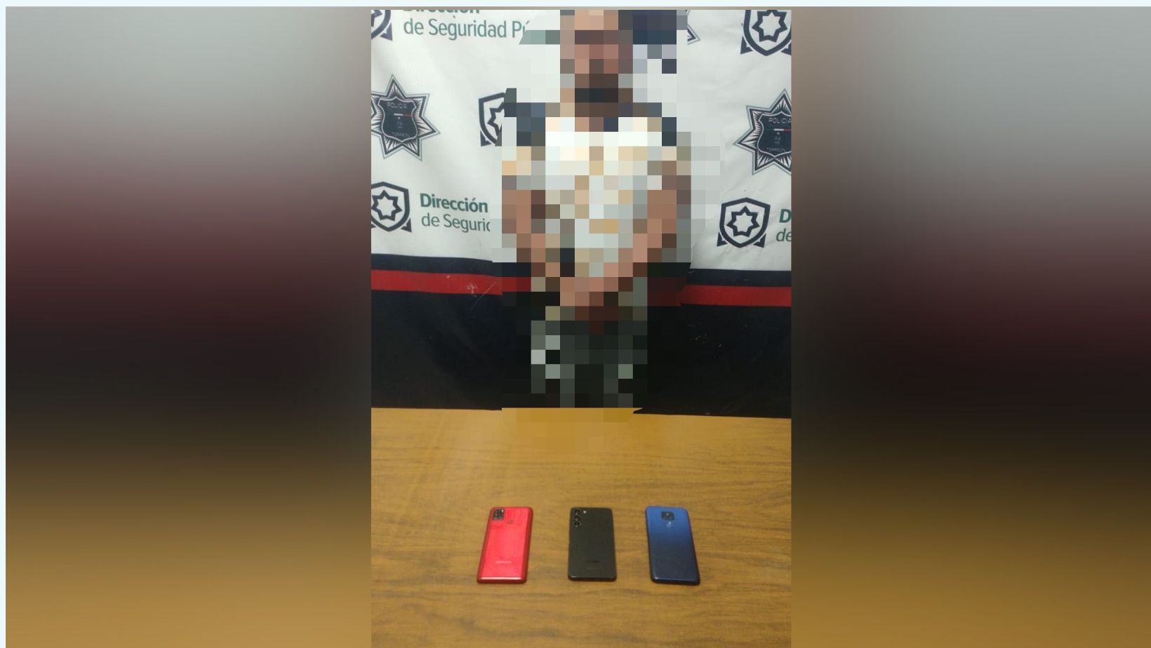 Ante las evidencias, los agentes detuvieron a Iván 'NN' y lo trasladaron a las celdas de detención temporal. (EL SIGLO DE TORREÓN)