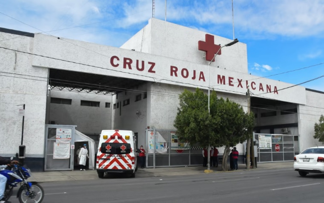 Ingresó al domicilio de su expareja y atacó en repetidas ocasiones con un cuchillo de cocina a su actual novio. El afectado fue llevado a Cruz Roja.