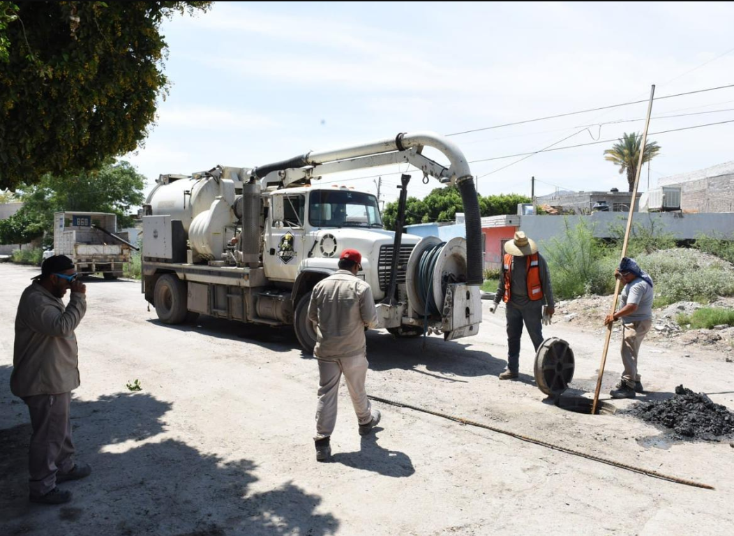 Los sectores que más problemas recurrentes presentan por brotes de aguas negras son Rincón La Merced, La Amistad y una parte de Santiago Ramírez. (ARCHIVO)