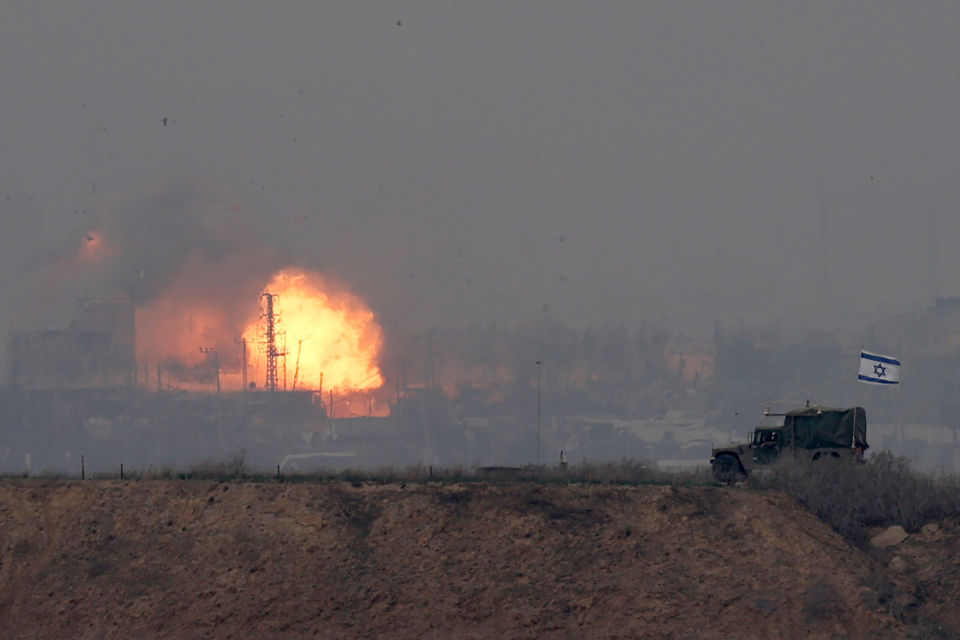 En las operaciones de castigo israelíes casi 16 mil personas han muerto en Gaza, según las autoridades del enclave palestino. (ARCHIVO)