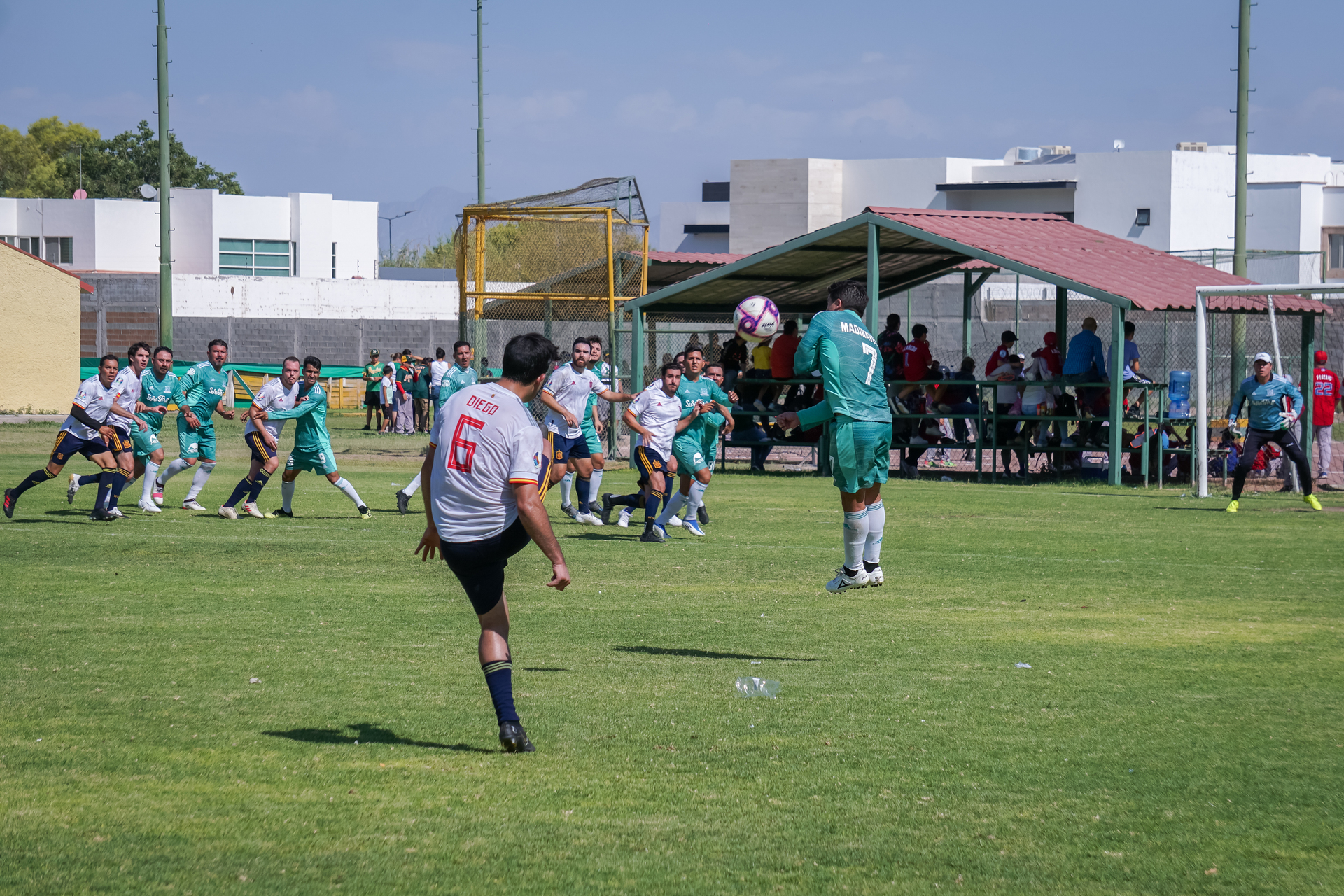 La Liga Matías Ríos de futbol soccer ya tiene a sus semifinalistas en Veteranos
