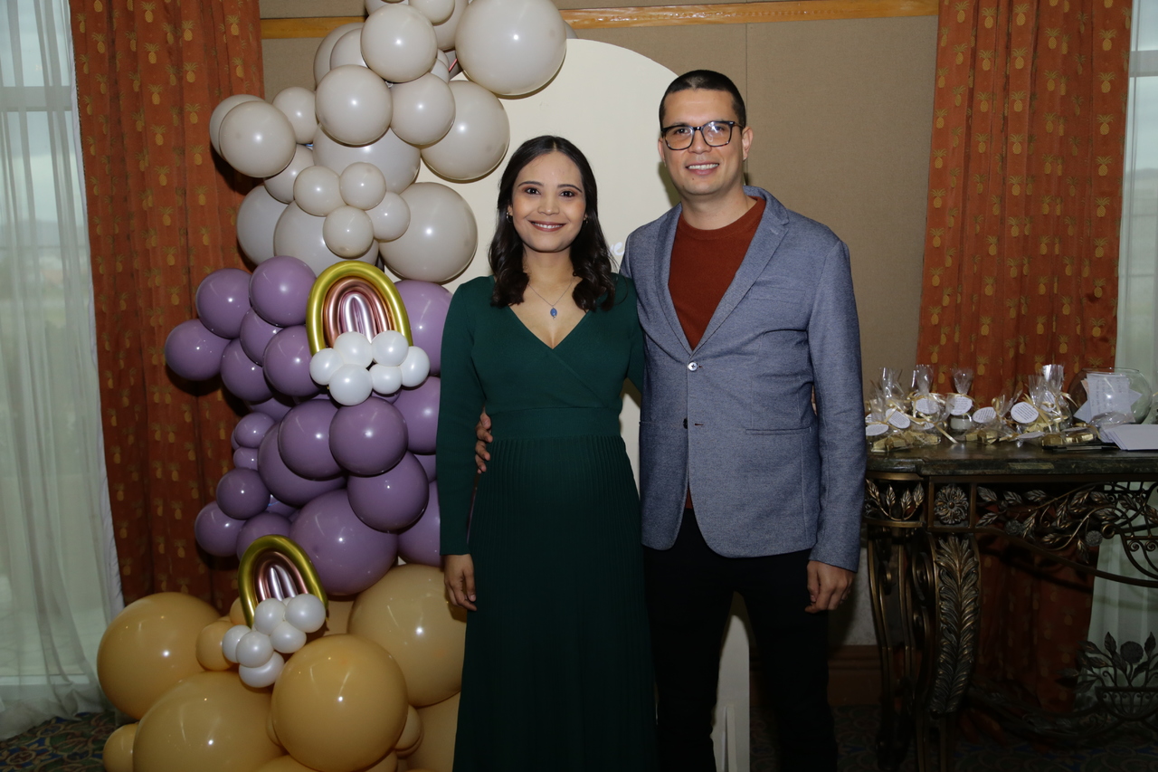 Elizabeth Morales Vázquez con su esposo Héctor Gerardo Luján Zarzar (EL SIGLO DE TORREÓN/ENRIQUE CASTUITA)