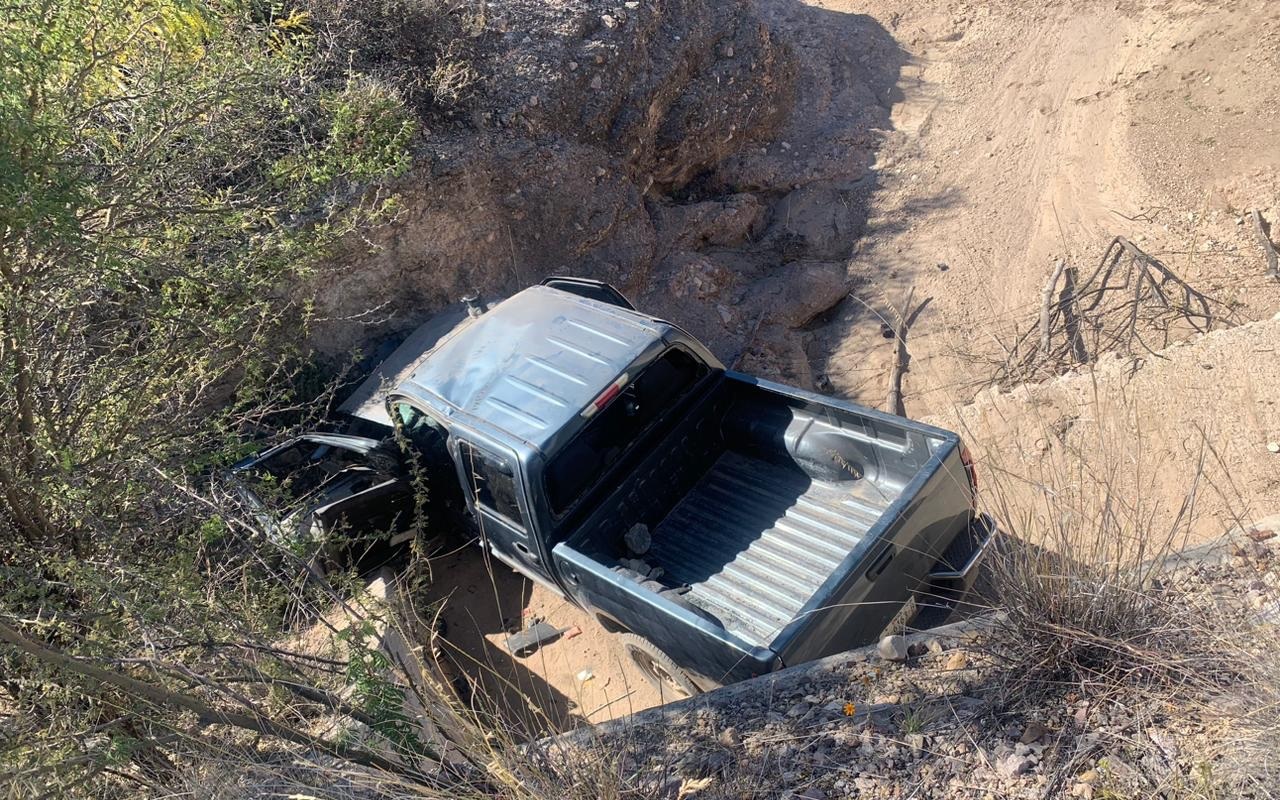 Fallece mujer al caer camioneta de un puente en Durango | El Siglo de  Torreón