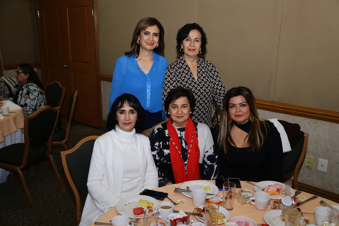 Ana Cristina Bojorquez, Cristina Zarzar, Bedia, Alejandra y Mireya (EL SIGLO DE TORREÓN/ENRIQUE CASTRUITA)