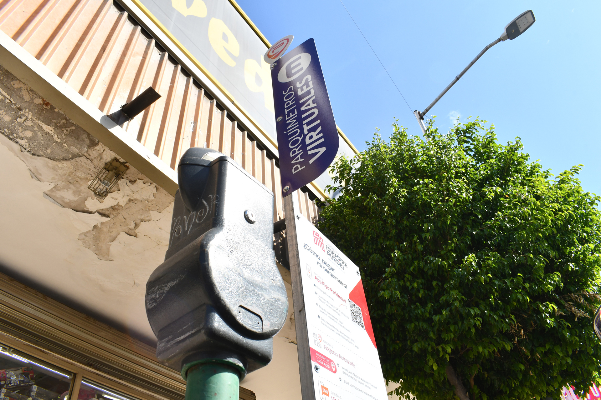 Por el momento, el servicio de parquímetros sigue híbrido y que la intención es que el 100 por ciento sea digital. (ARCHIVO)