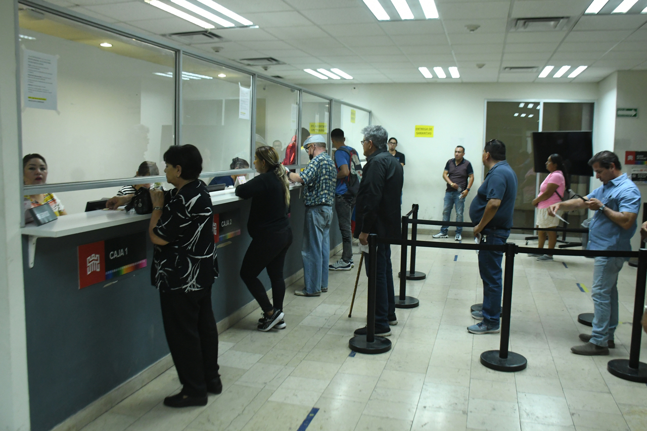 Las infracciones también se pueden pagar en línea y solamente acudir por ellas a la ventanilla, para agilizar los trámites.
