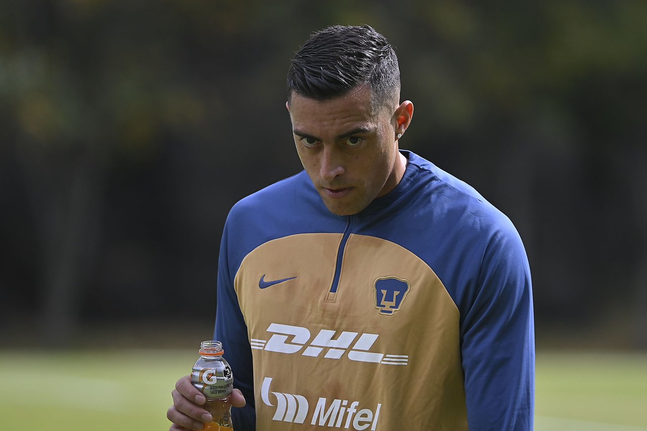 'El Mellizo' ya tuvo su primer entrenamiento con los del Pedregal, a donde llegó de manera tanto sorpresiva, procedente del Monterrey.