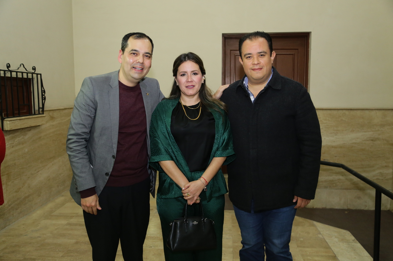 Carlos Castañón, Samantha García y Rodrigo Hernández (EL SIGLO DE TORREÓN/ENRIQUE CASTRUITA)