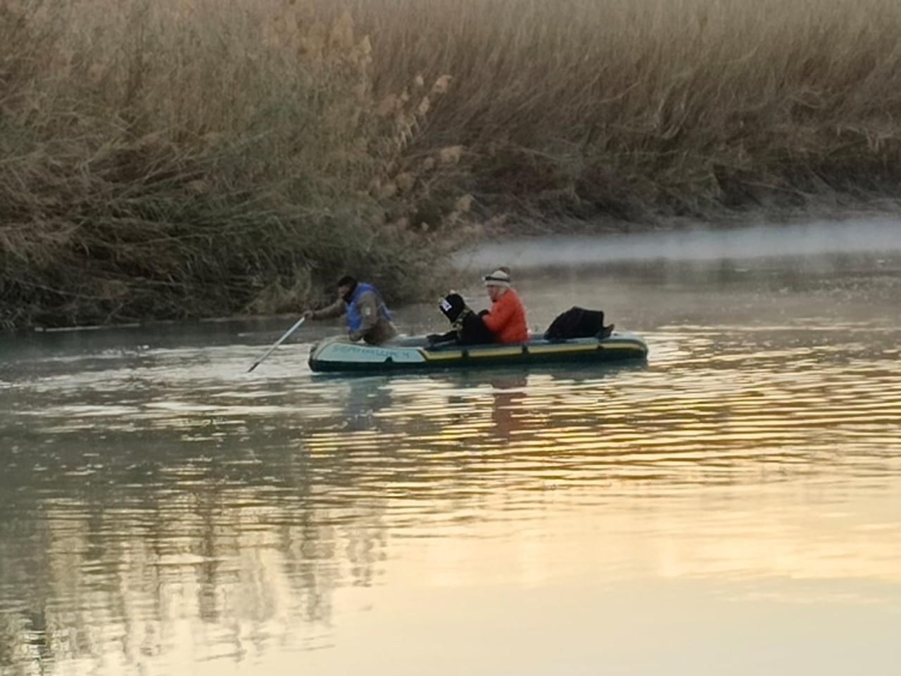 Los migrantes continúan intentando cruzar el río Bravo para llegar a los Estados Unidos, poniendo en riesgo su vida.