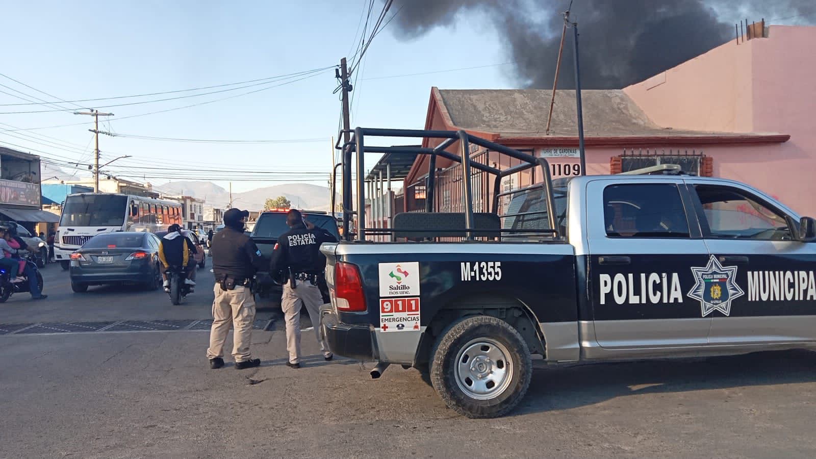Fuego arrasa con el patrimonio de una pareja de adultos mayores en Saltillo