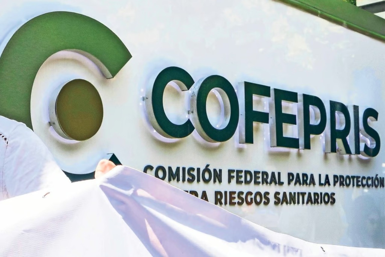 Asimismo, se autorizaron 44 dispositivos nuevos destinados a diagnóstico de COVID-19 e Influenza, y detección de hormonas, por mencionar algunos.