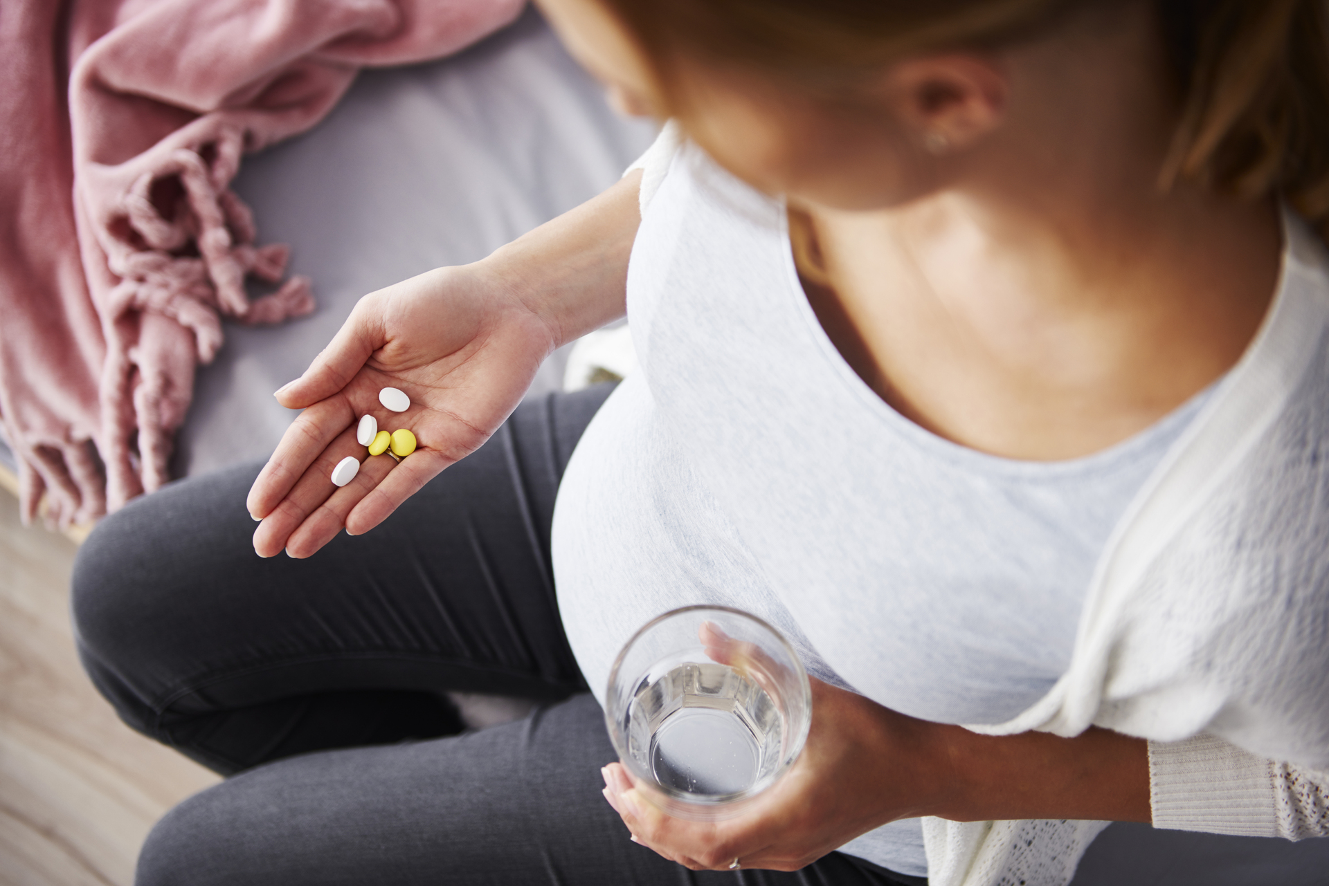Tomar antidepresivos en el embarazo afecta al desarrollo cerebral del feto