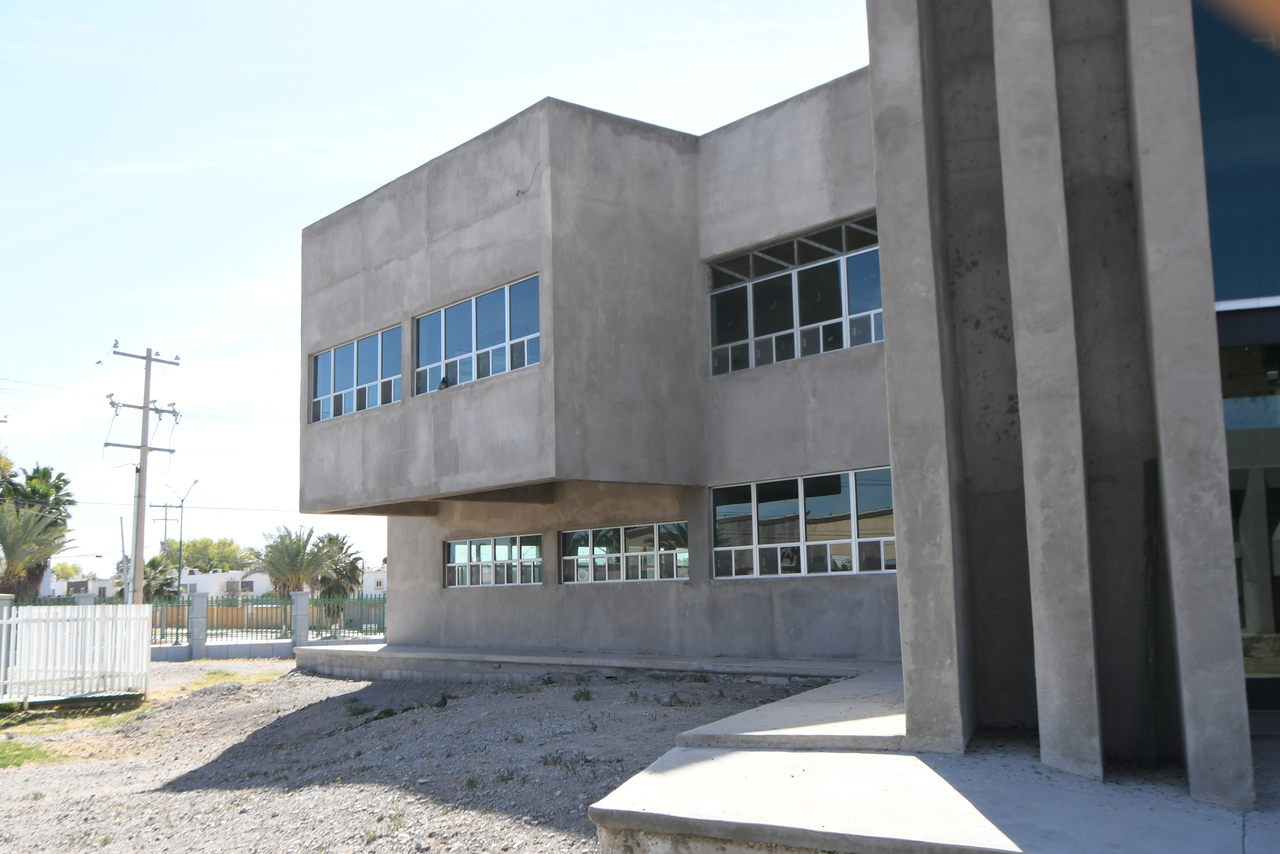 En el Centro de Idiomas se pretende impartir inglés, francés y mandarín, en beneficio de estudiantes y público en general. (EL SIGLO DE TORREÓN)