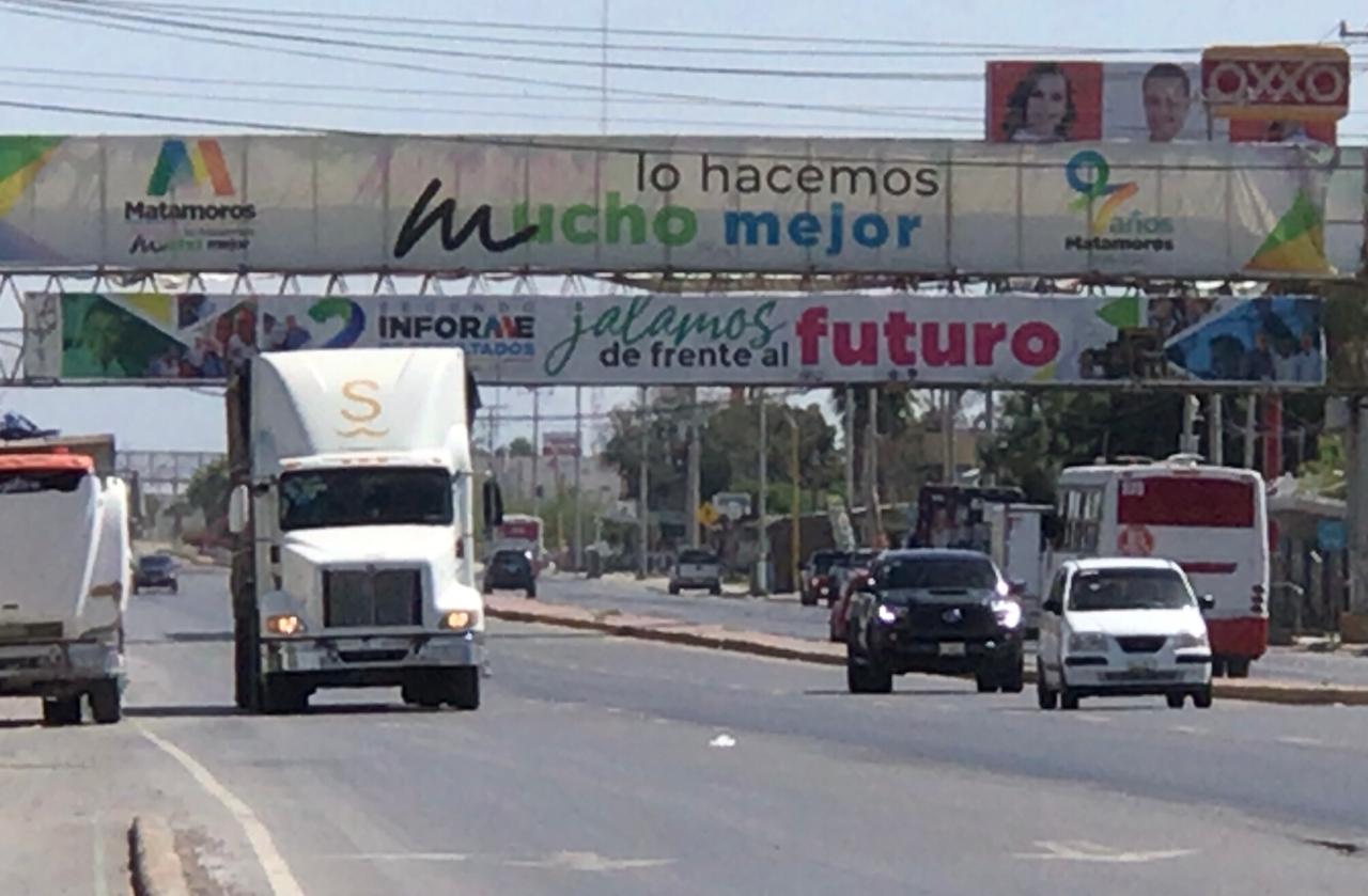 Retrasan prohibición al paso de camiones doble remolque por el periférico López Sánchez
