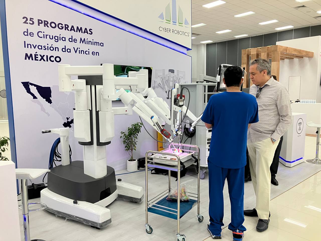 El Hospital Ángeles de Torreón implementará la cirugía de mínima invasión asistida por robot, misma que ofrece tecnología, innovación y precisión.