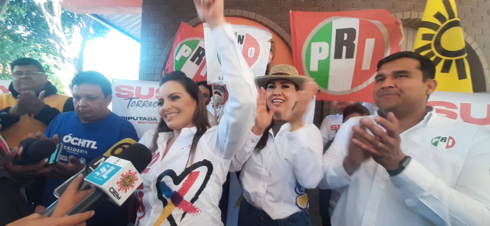 'Se gestionará el mejoramiento del Hospital General de Lerdo', asegura Susy Torrecillas en campaña