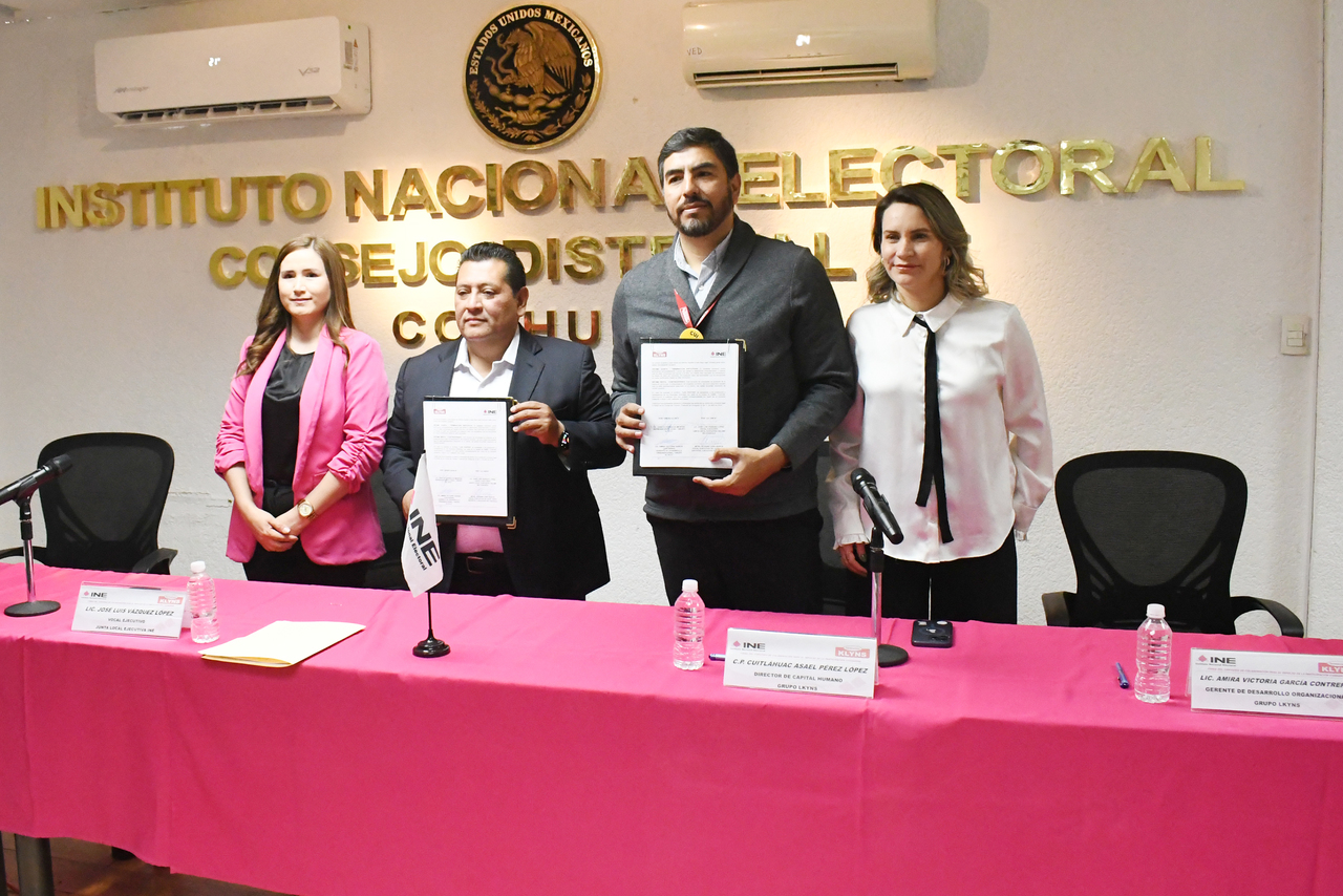Empresas firman convenio con el INE para incentivar a ciudadanos que participen como funcionarios de casilla en la jornada electoral del 2 de junio.
