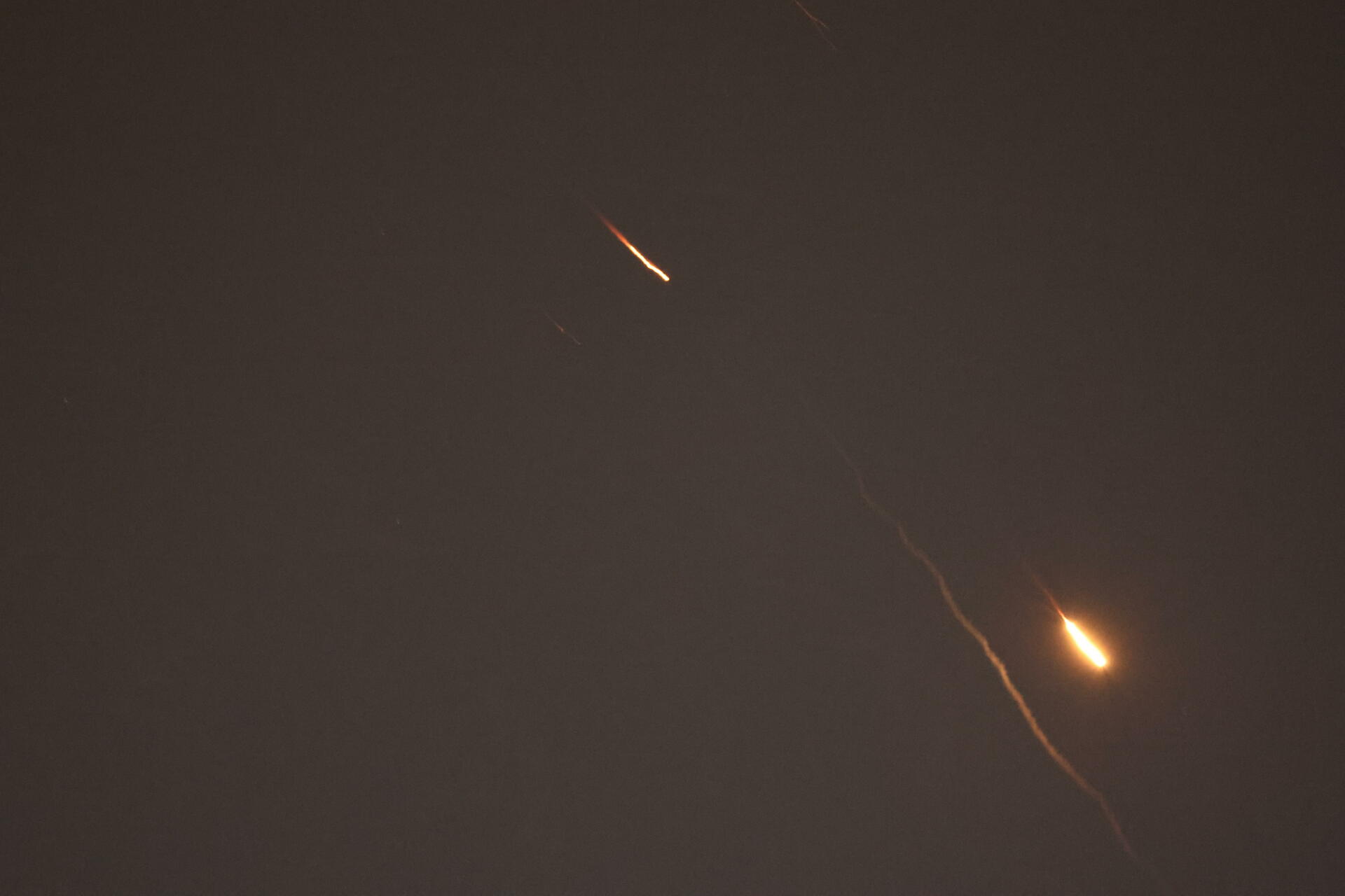 Varios drones lanzados desde Irán fueron interceptados en el cielo de Amán, la capital de Jordania. (EFE)