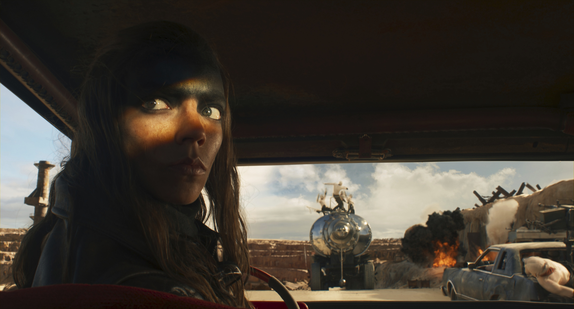 En esta imagen proporcionada por Warner Bros. Pictures, Anya Taylor-Joy en una escena de 'Furiosa: A Mad Max Saga'. (Warner Bros. Pictures vía AP)

