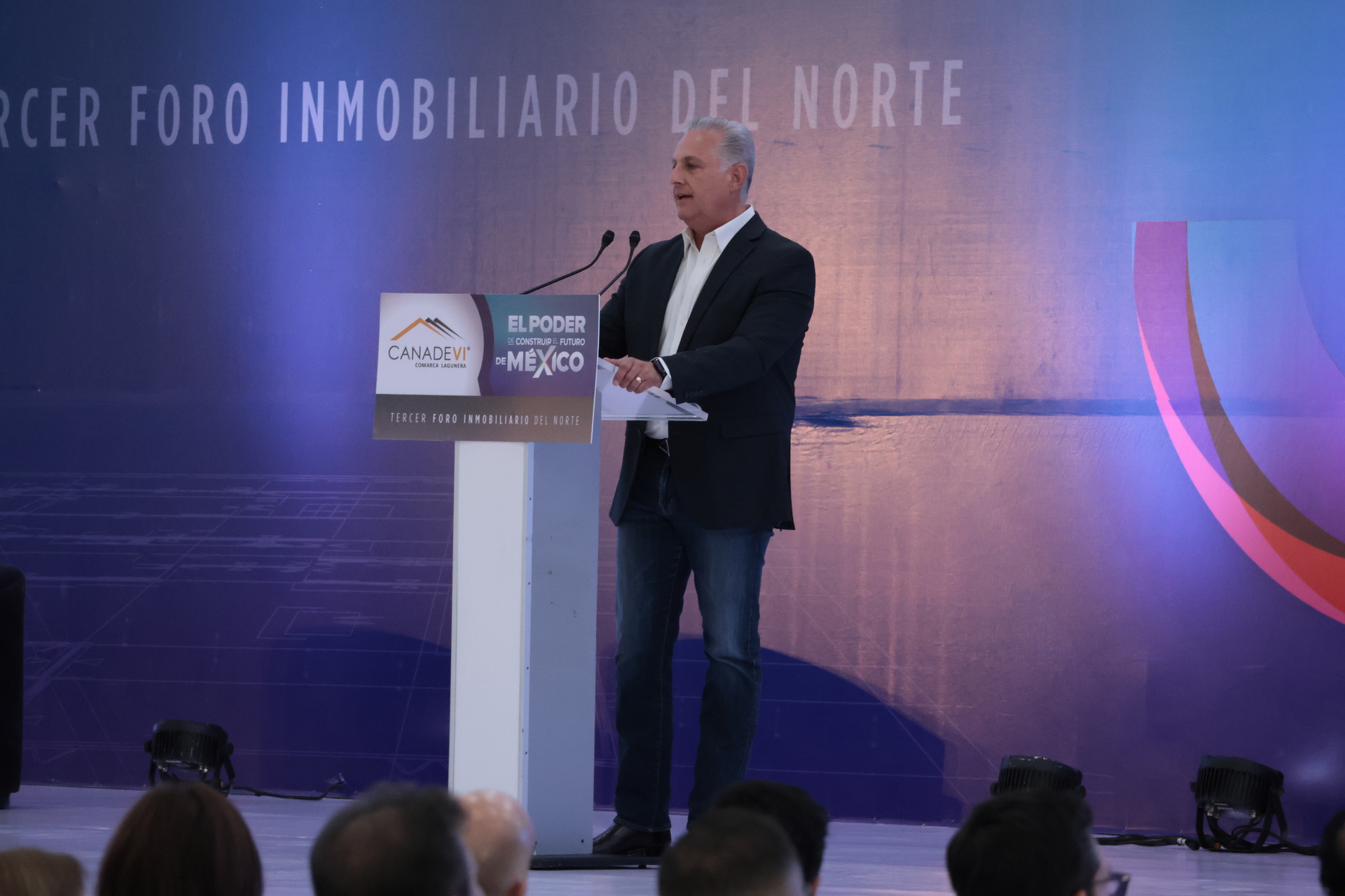 El alcalde de Torreón, Román Alberto Cepeda, inauguró el tercer foro inmobiliario del norte.