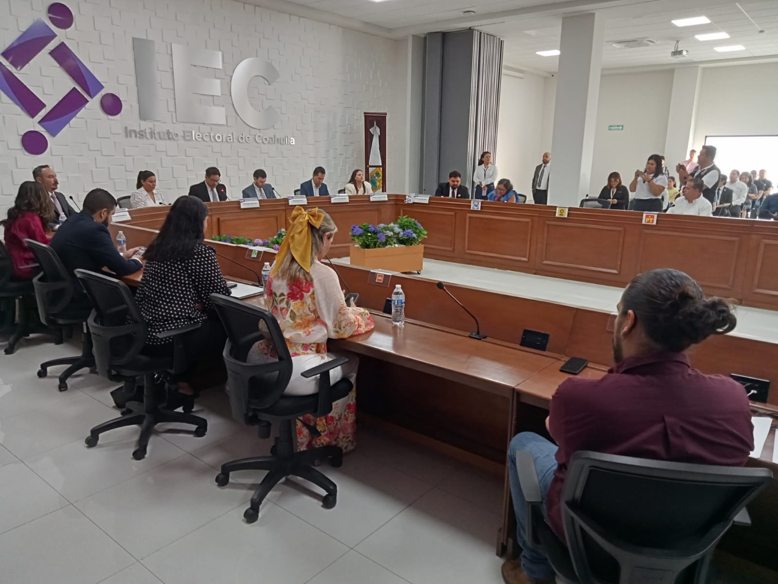 IEC arranca Sesión Permanente por jornada electoral