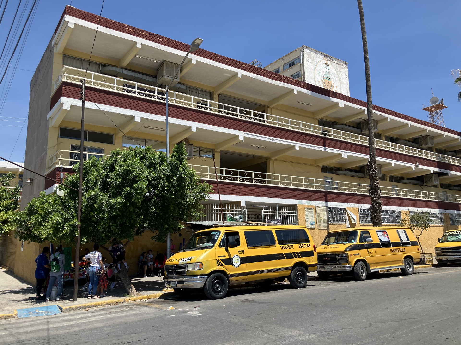  La escuela Alfonso Rodríguez, ubicada en la calle Falcón de Torreón, recibió 600 mil pesos. (Angélica Sandoval)
