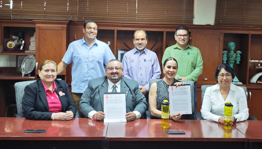 El Tribunal de Justicia Municipal firma un convenio de colaboración con el Instituto Tecnológico de La Laguna. (FABIOLA P. CANEDO)