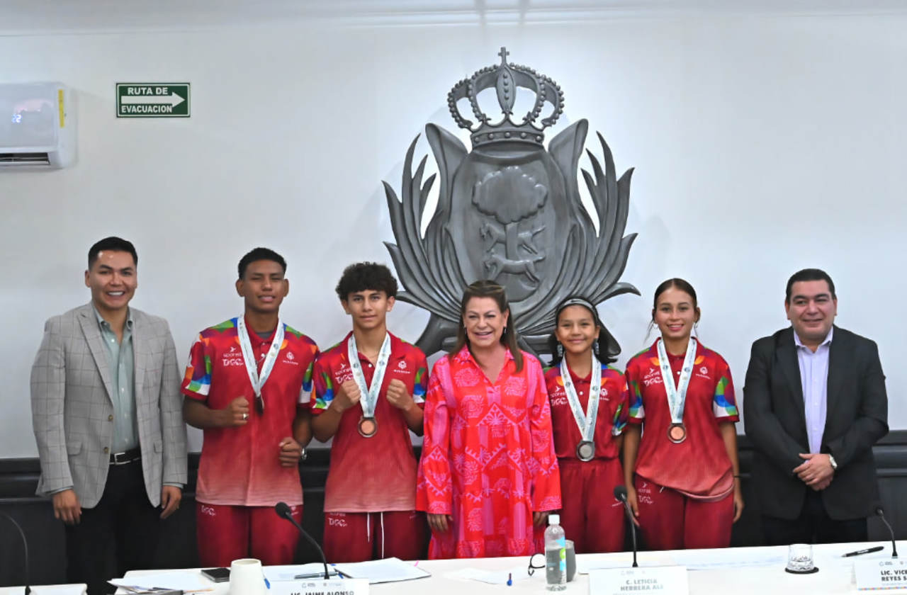 Los cuatro jóvenes ganaron medallas en los Juegos Conade 2024.