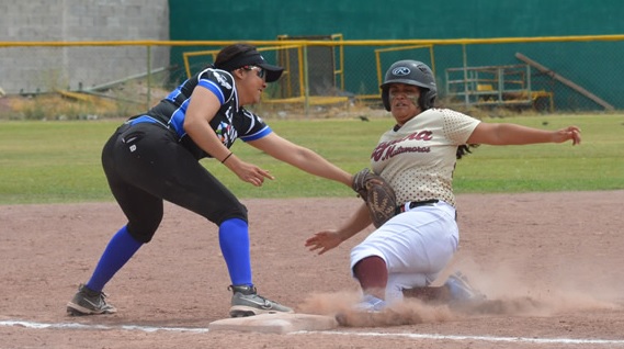 Algodoneras ganan cuadrangular de softbol femenil en San Isidro
