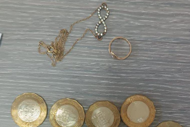 Mujer es detenida robo de joyería y dinero en la casa donde trabajaba