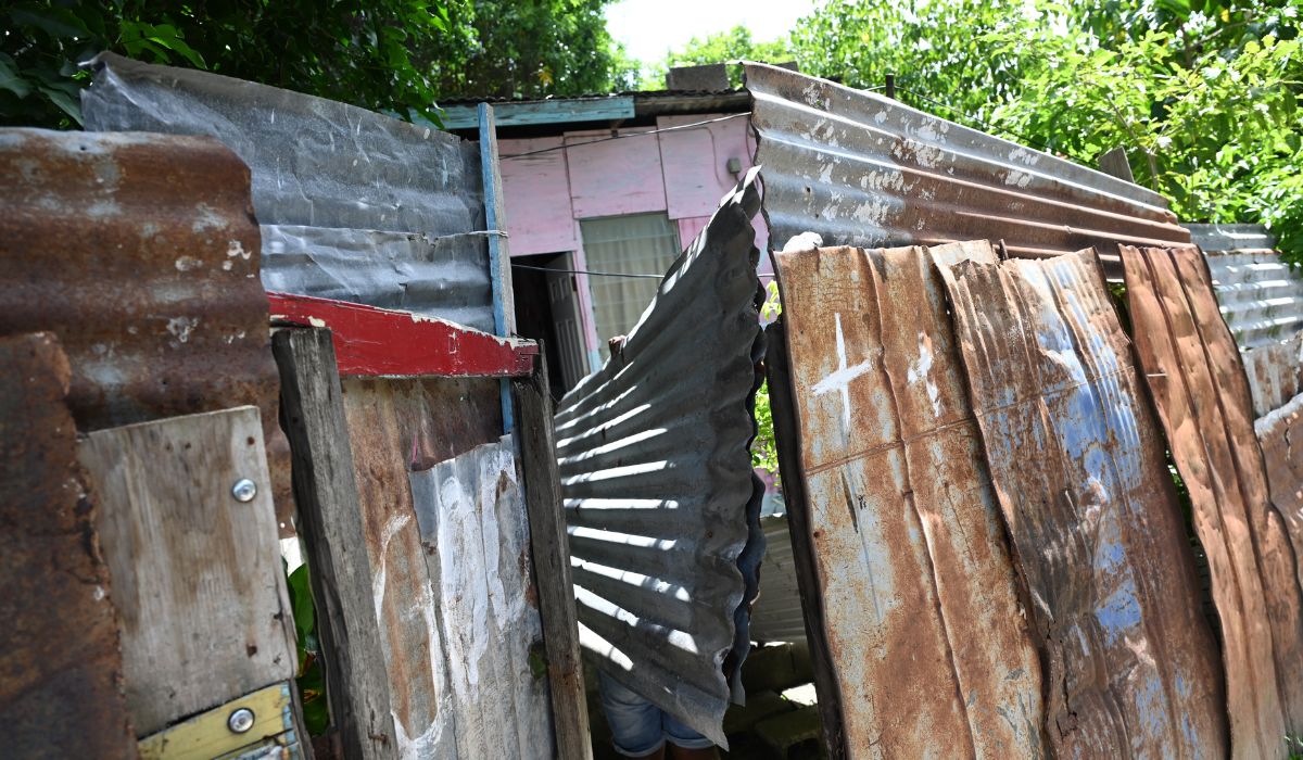 Jamaica pide a sus habitantes trasladarse a refugios por la llegada de Beryl