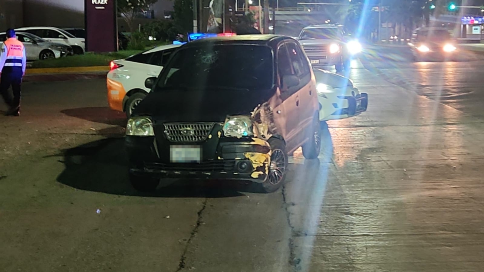 Atos gris, también con placas de Durango. (EL SIGLO DE TORREÓN)