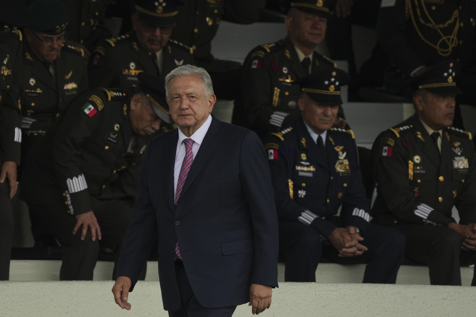 México se mantiene cauto ante la retirada de Joe Biden