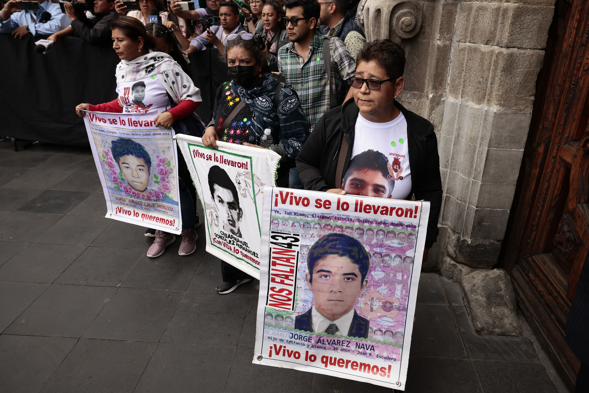 Sheinbaum va por nuevo mecanismo para caso Ayotzinapa