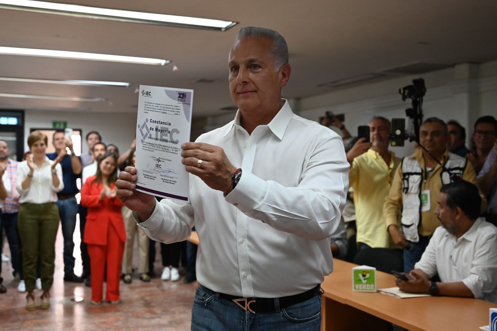 Confirma Tribunal Electoral triunfo de Román Cepeda y desecha impugnaciones de Morena