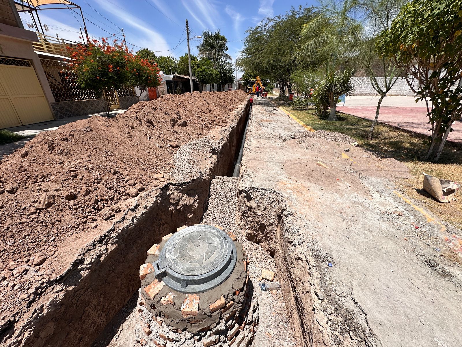 Sideapa trabaja en la rehabilitación de sistema de drenaje de la colonia Valle Azul