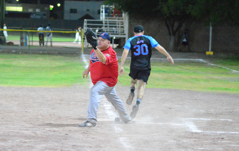 Liga de Softbol de Bola Lenta.