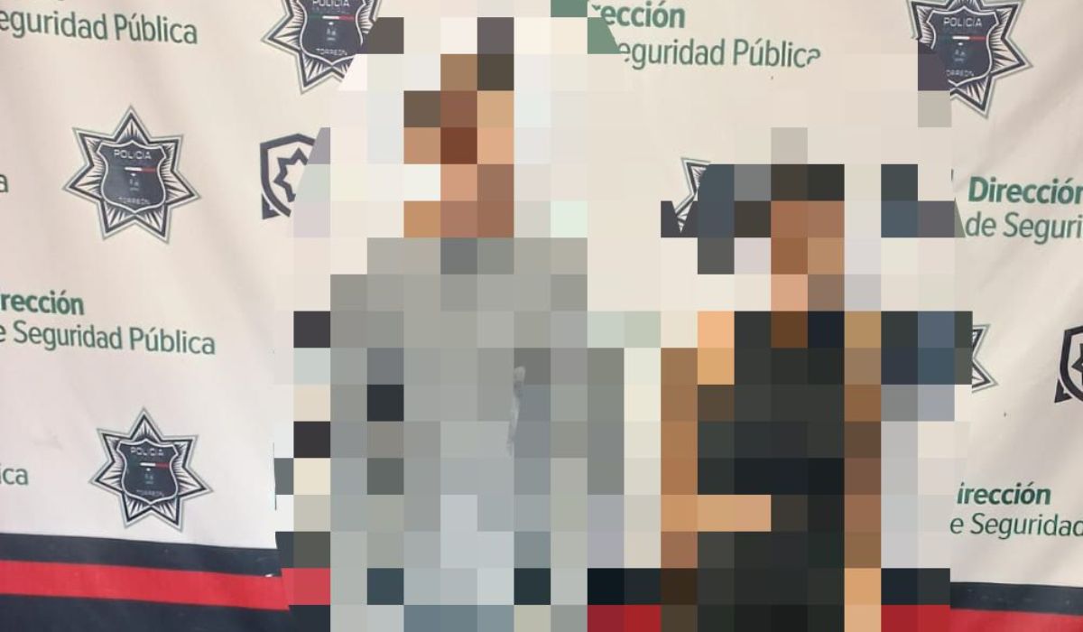 Detienen a joven pareja con 20 dosis de cristal en la colonia San Felipe, Torreón